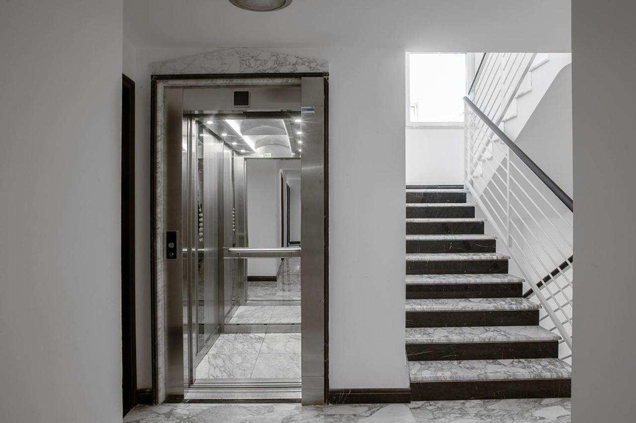 Penthouse 40 In Trastevere With Seasonally Jacuzzi Řím Exteriér fotografie