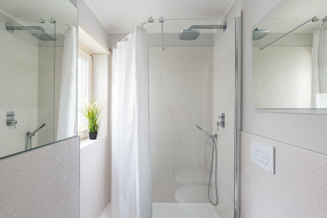 Penthouse 40 In Trastevere With Seasonally Jacuzzi Řím Exteriér fotografie