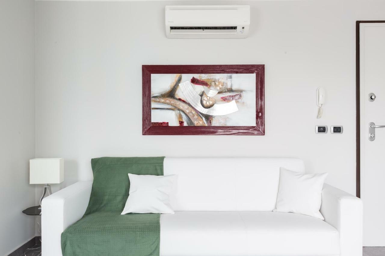 Penthouse 40 In Trastevere With Seasonally Jacuzzi Řím Exteriér fotografie