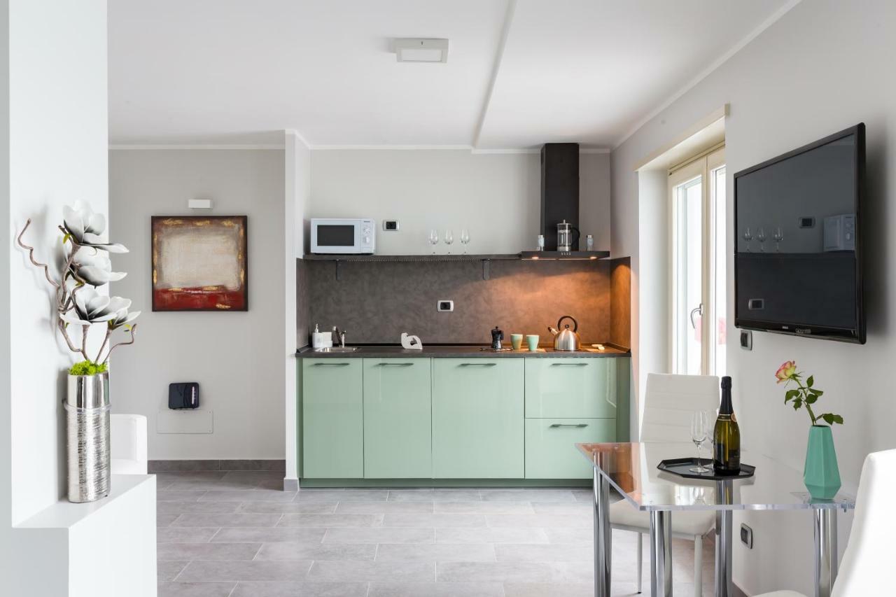 Penthouse 40 In Trastevere With Seasonally Jacuzzi Řím Exteriér fotografie